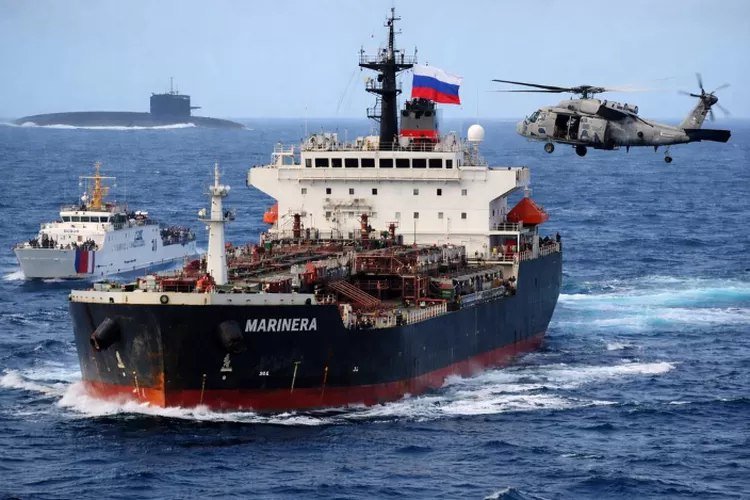 Drama di Atlantik Utara: Kapal Tanker Marinera Disita AS, Rusia Geram!
