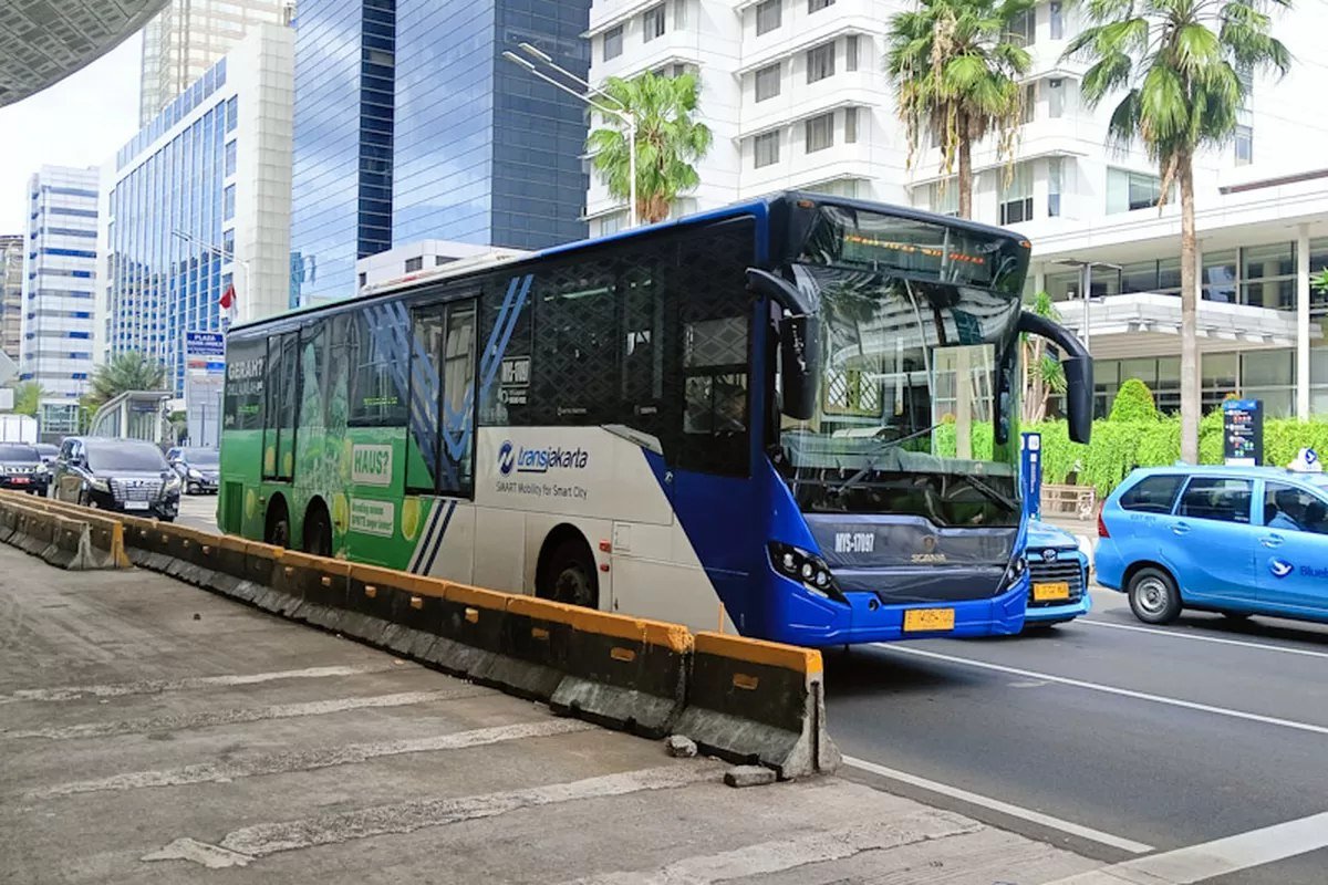 Kasus Masturbasi di Bus Transjakarta