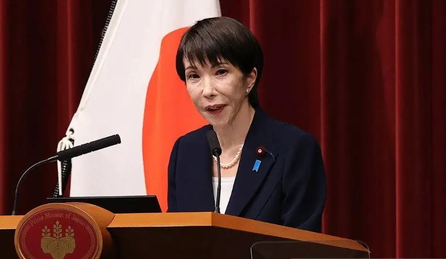 Sanae Takaichi Bubarkan DPR