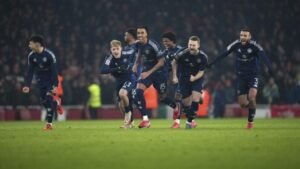 Lima Gol, Comeback, dan Gol Spektakuler: MU Taklukkan Arsenal 3-2