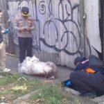 Warga Syok! Video Pria Bawa Karung Mencurigakan Viral