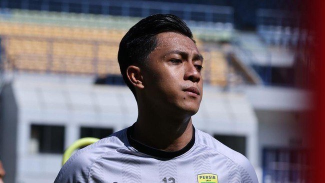 Febri Hariyadi Resmi Dipinjamkan ke Persis Solo, Tambah Kekuatan Super League