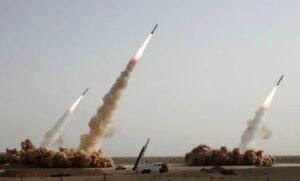 Rudal Iran Hantam Pangkalan Militer Terbesar AS di Qatar