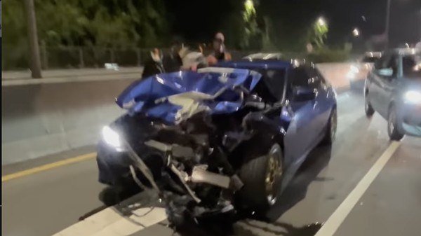 Balap Liar di Tol JORR 2, Mobil Mewah Rusak Parah