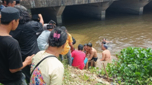 Pria di Palembang Tewas Saat Cuci Usus Sapi Kurban
